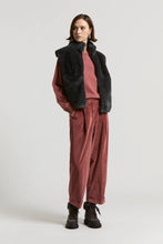 Load image into Gallery viewer, Peserico Crew-Neck Jumper in Blush Red
