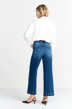 Load image into Gallery viewer, Rich &amp; Royal Culotte Forever Jeans
