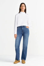Load image into Gallery viewer, Rich &amp; Royal White Blouse with Ruffle Collar
