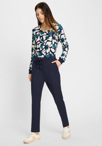 Olsen Casual Cropped Trousers in Inky Blue
