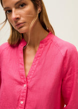 Load image into Gallery viewer, Rosso35 Garment-Dye Linen Shirt in Raspberry
