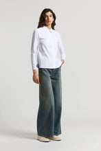 Load image into Gallery viewer, Peserico Stretch Cotton Poplin Shirt in White
