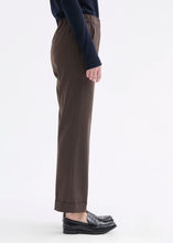 Load image into Gallery viewer, Rosso35 Straight-leg trousers with a turned-up hem and an elasticated waistband
