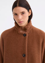 Load image into Gallery viewer, Rosso35 Alpaca caban with raglan sleeves and a stand-up collar in Chestnut
