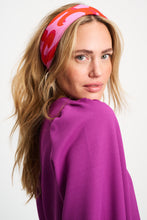 Load image into Gallery viewer, Pom Shawl - Getaway Crew Pink (SP9606)
