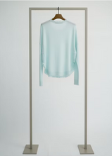 Load image into Gallery viewer, Herzen Pullover 1202
