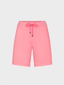 Juvia Franzi Shorts in Neon Pink