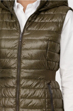 Load image into Gallery viewer, Monari Quilted Vest in Olive
