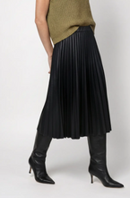 Load image into Gallery viewer, Monari Pleated Faux Leather Skirt in Black
