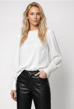 Load image into Gallery viewer, Monari Blouse with Crepe Structure in Off-White

