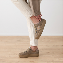 Load image into Gallery viewer, Paul Green 5567 in Beige
