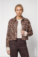 Load image into Gallery viewer, Monari Denim jacket with leopard print

