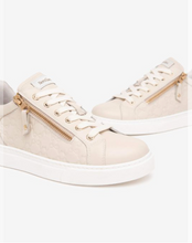 Load image into Gallery viewer, NeroGiardini Leather Trainers in Sand
