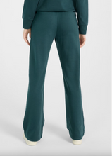 Load image into Gallery viewer, Juvia Sweatpants in Pine
