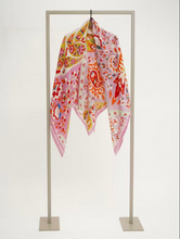 Load image into Gallery viewer, Herzen Shawl 5023 in Multi
