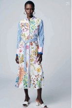 Load image into Gallery viewer, Herzen Dress 6071 in Blue Multi
