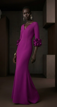 Load image into Gallery viewer, Teresa Ripoll 7089 Midi in Puce
