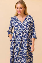 Load image into Gallery viewer, Aspiga Emma Midi Dress in Cream/Navy
