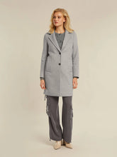 Load image into Gallery viewer, Beaumont Skylar Coat in Silver
