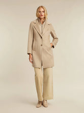 Load image into Gallery viewer, Beaumont Skylar Coat in Camel
