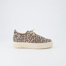 Load image into Gallery viewer, Paul Green 5317-040 Trainers in Leopard
