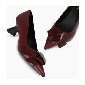 Lodi KAL Court Shoe in Burgundy