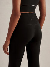Load image into Gallery viewer, Varley Always Flare Leggings 32 in Black
