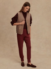 Load image into Gallery viewer, Varley Lori Reversible Gilet in Ash Taupe/ Birch
