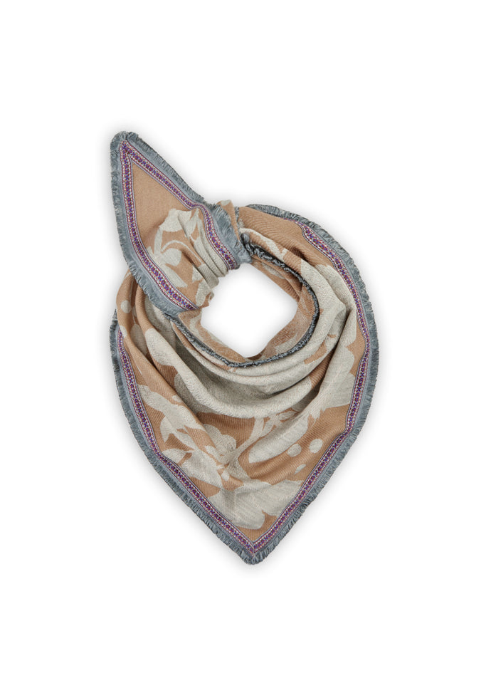 Codello Jacquard Triangular Scarf with a flower print in Grey