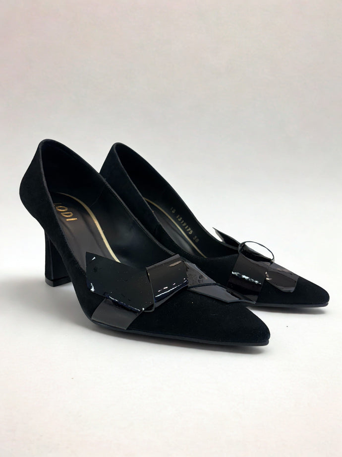 Lodi Court Shoes in Balck
