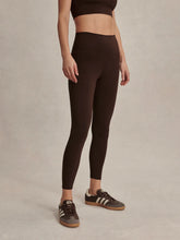 Load image into Gallery viewer, Varley Freesoft High-Rise Leggings in Coffee Bean
