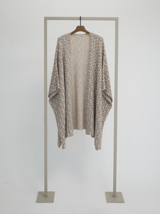 Herzen's Poncho 5004 in Beige/White