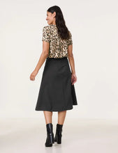 Load image into Gallery viewer, GERRY WEBER Midi Skirt with an Elasticated Waistband in Black
