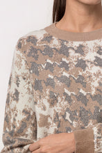 Load image into Gallery viewer, Monari Knitted Jumper with Houndstooth Jacquard Pattern
