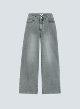 Load image into Gallery viewer, Suncoo Ready Jeans in Grey
