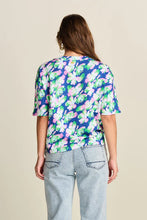Load image into Gallery viewer, Pom Lillies Blue Tshirt
