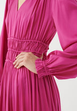 Load image into Gallery viewer, Dea Kudibal Berenicedea Dress in Pink
