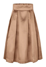 Load image into Gallery viewer, Dea Kudibal AlbisDEA NS Skirt with pleats in Russet
