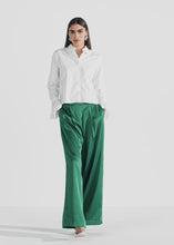 Load and play video in Gallery viewer, Riani Wide Fit Pleated Trousers
