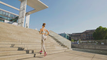Load and play video in Gallery viewer, Ten Haag THG1 in Pink

