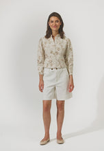 Load and play video in Gallery viewer, Dea Kudibal MarilynDEA NS - Marigold  Jacket with puff sleeves
