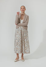 Load and play video in Gallery viewer, Dea Kudibal Esly Cardigan in Pumice
