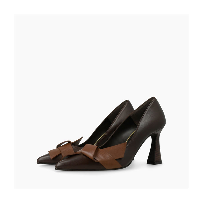 Lodi Ronco Court Shoe in Tan