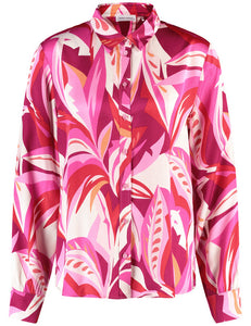 Gerry Weber Satin Blouse with a Floral Print in Pink/Red