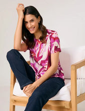 Load image into Gallery viewer, Gerry Weber Leaf Printed Blouse in Red/Pink
