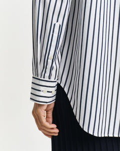 Gant Relaxed Fit Striped Shirt in Evening Blue