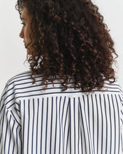 Load image into Gallery viewer, Gant Classic Striped Shirt in Evening Blue
