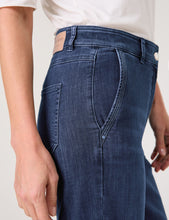 Load image into Gallery viewer, Gerry Weber Wide-Leg Jeans with Stretch in Blue
