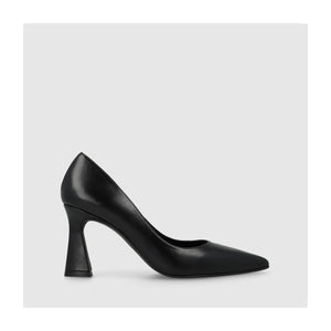 Lodi Roa Pumps in  Black