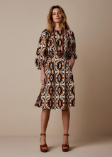 Load image into Gallery viewer, Summum Midi Dress with Balloon Sleeves
